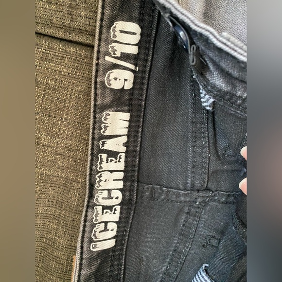 Ice Cream Kids Shorts - Picture 2 of 3